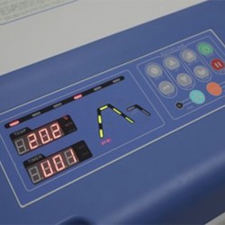 Zealway GR-110DR Dik Tip Otoklav 110 Litre